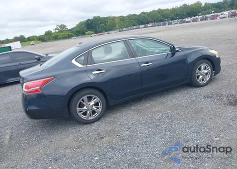 2013 Nissan Altima 2.5 Sv z USA, uszkodzony, nr VIN 1N4AL3AP3DC230330